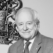 L'honorable L. Yves Fortier